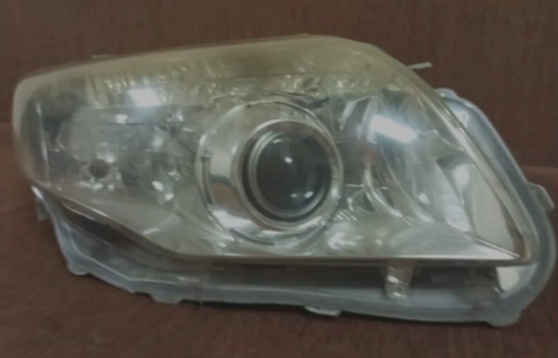 Передний Фар Toyota Filder 2011 . 2013